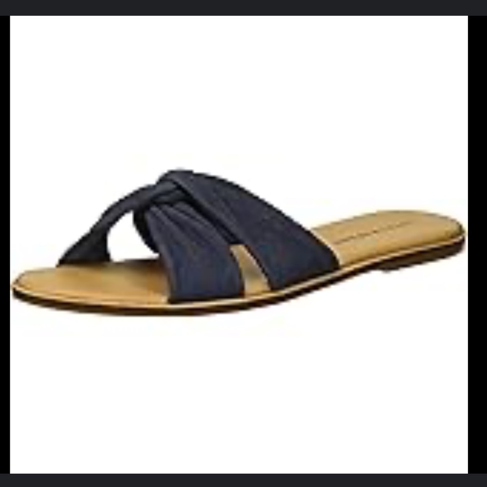 Women's Lucky Brand Dezzee Navy Slide Sandals. Size 8.5